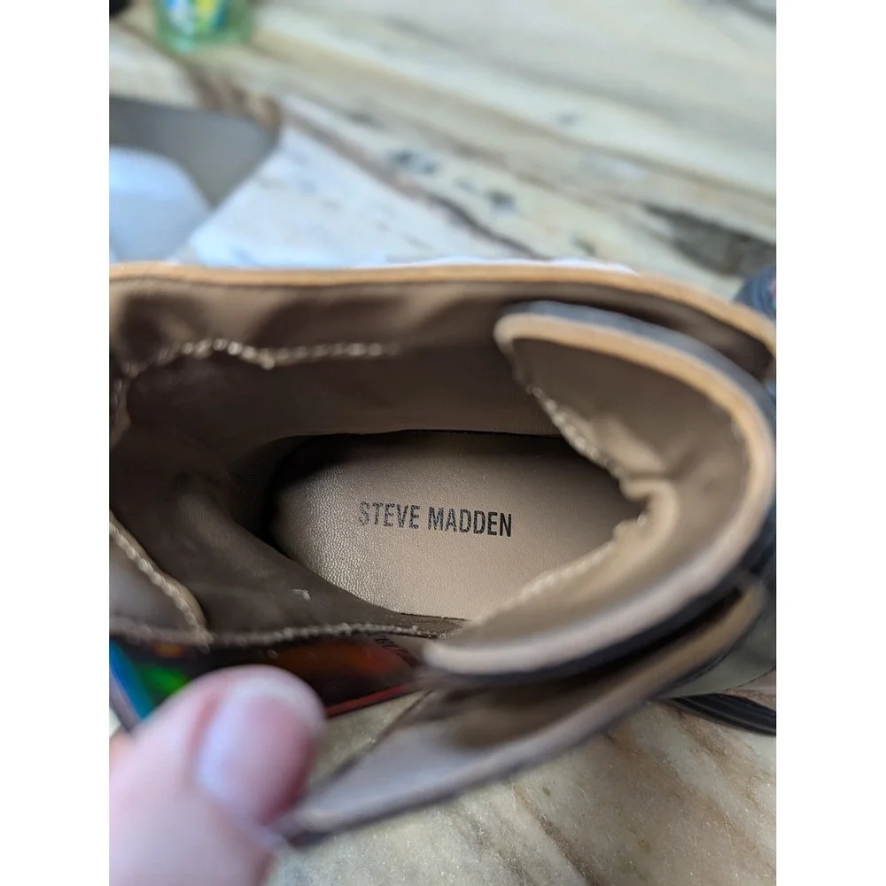 Steve Madden box not